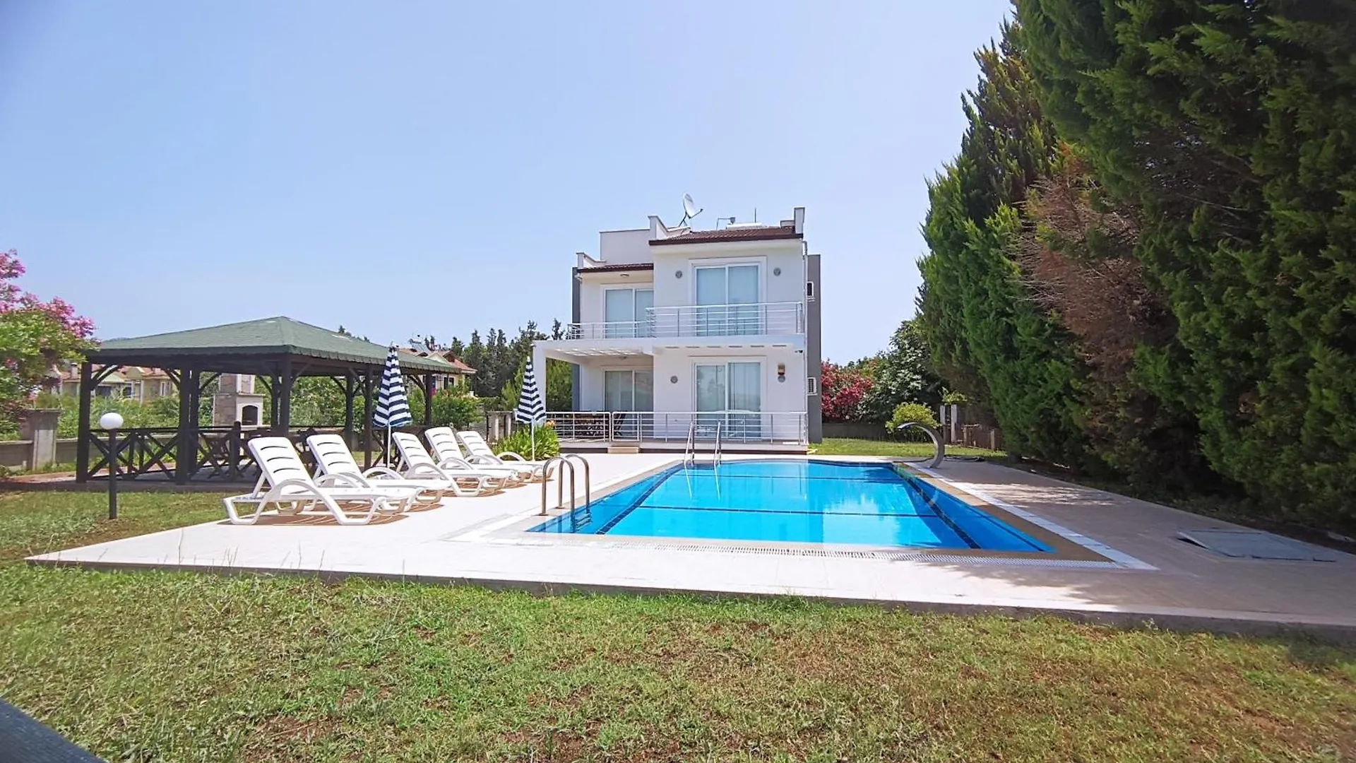 Lighthouse Tulip Villas Fethiye